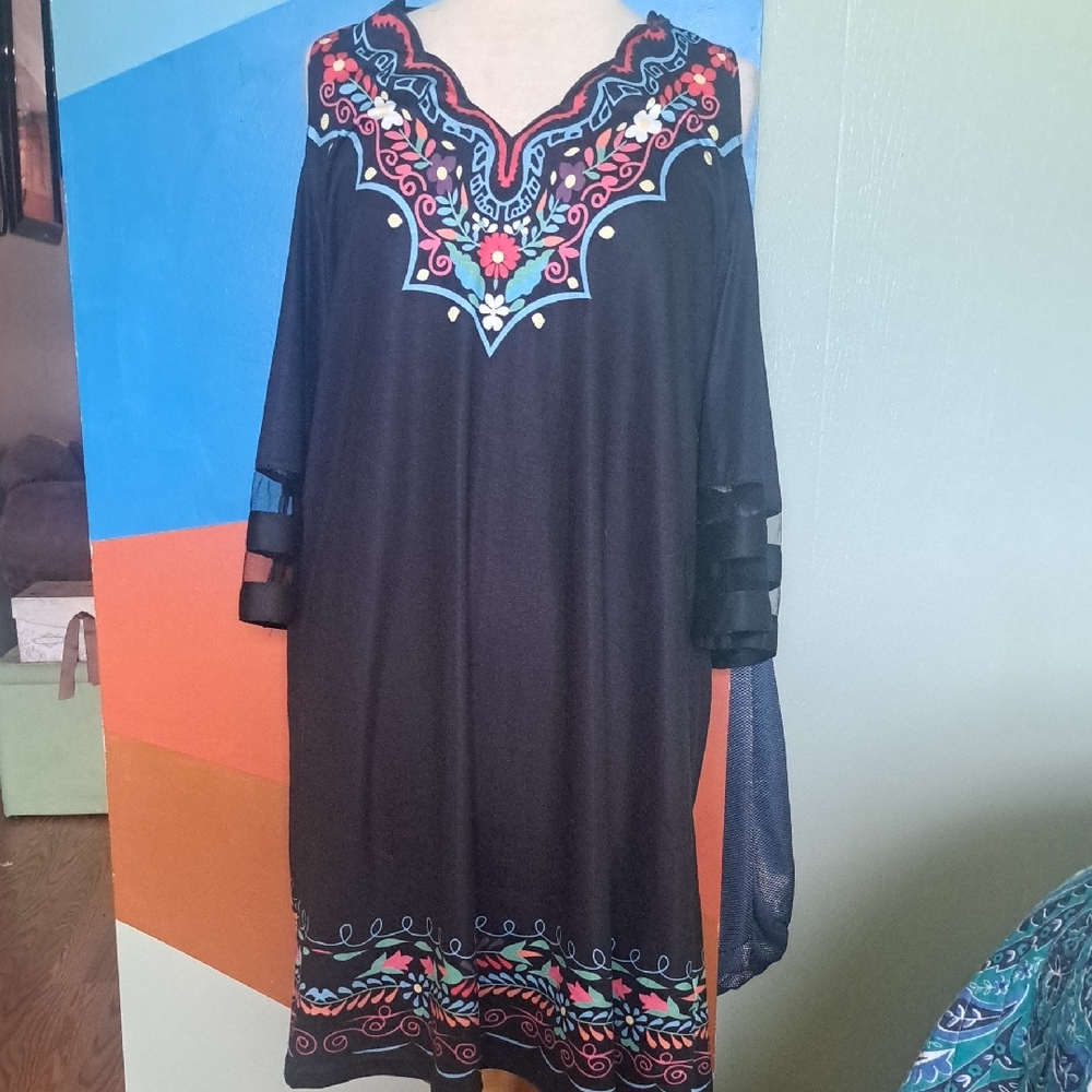 Black Cold ShoulderDress with Colorful Faux Embroidery, XL. NWT